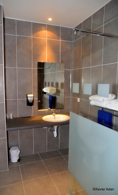 Douce France Hotell Cuxac-dʼAude Rum bild