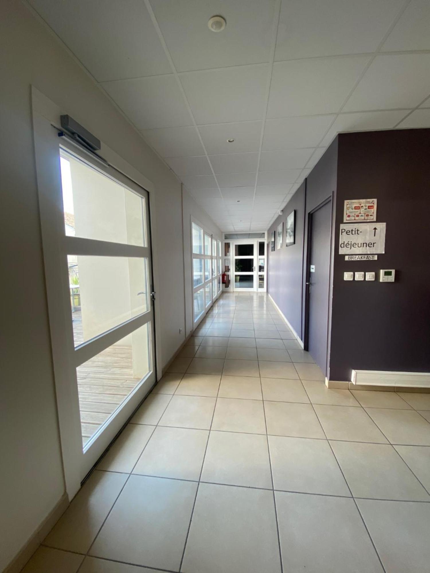 Douce France Hotell Cuxac-dʼAude Exteriör bild