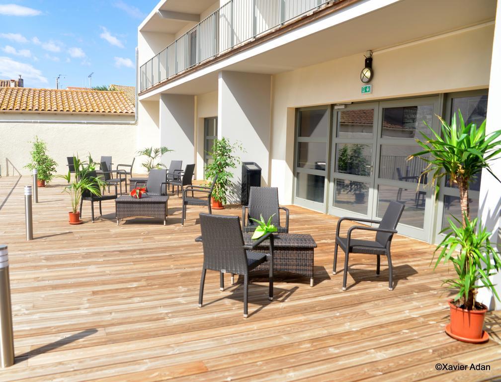 Douce France Hotell Cuxac-dʼAude Exteriör bild