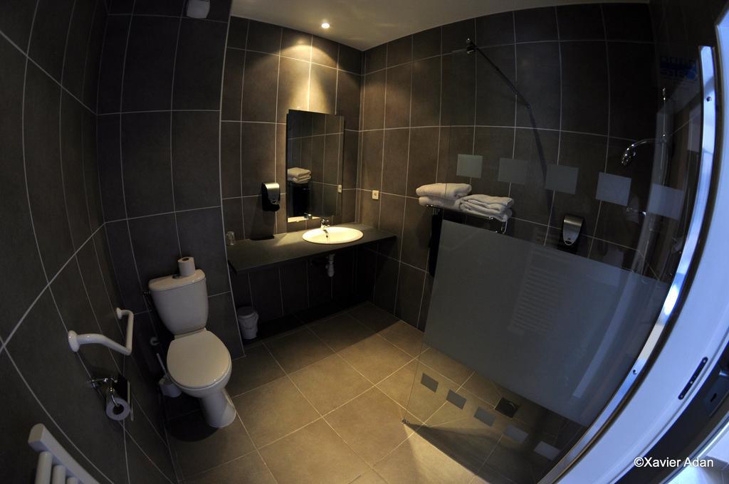 Douce France Hotell Cuxac-dʼAude Rum bild