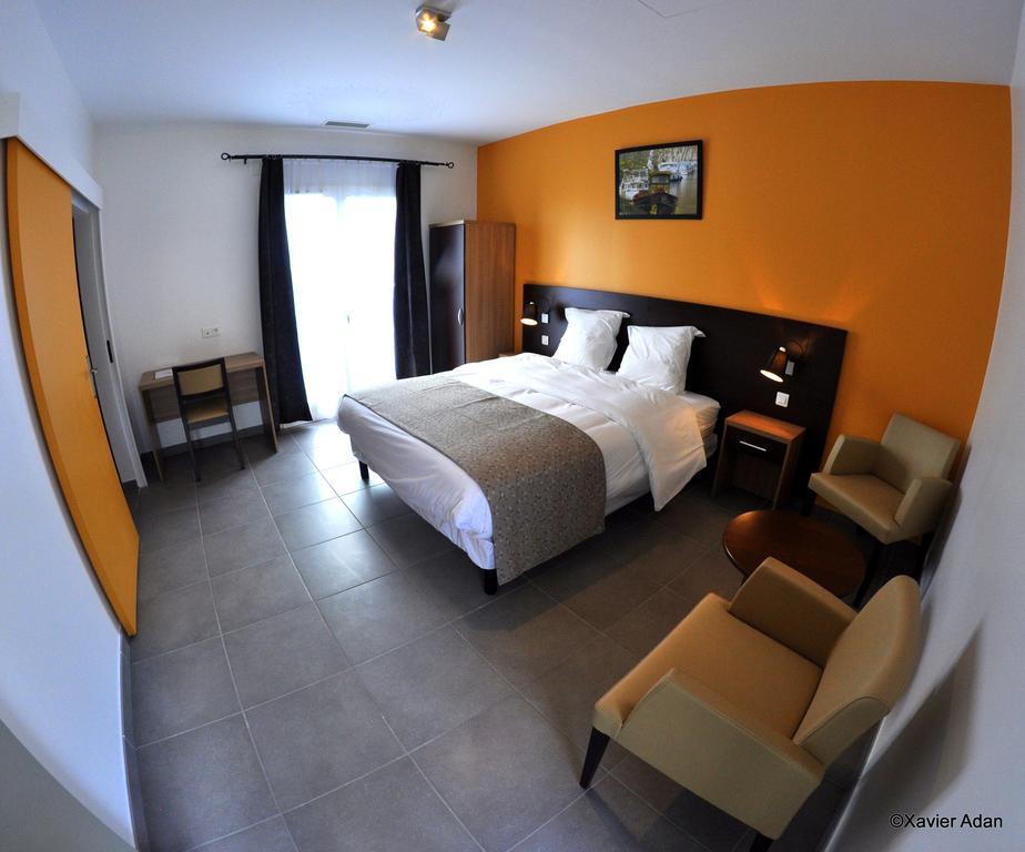 Douce France Hotell Cuxac-dʼAude Exteriör bild
