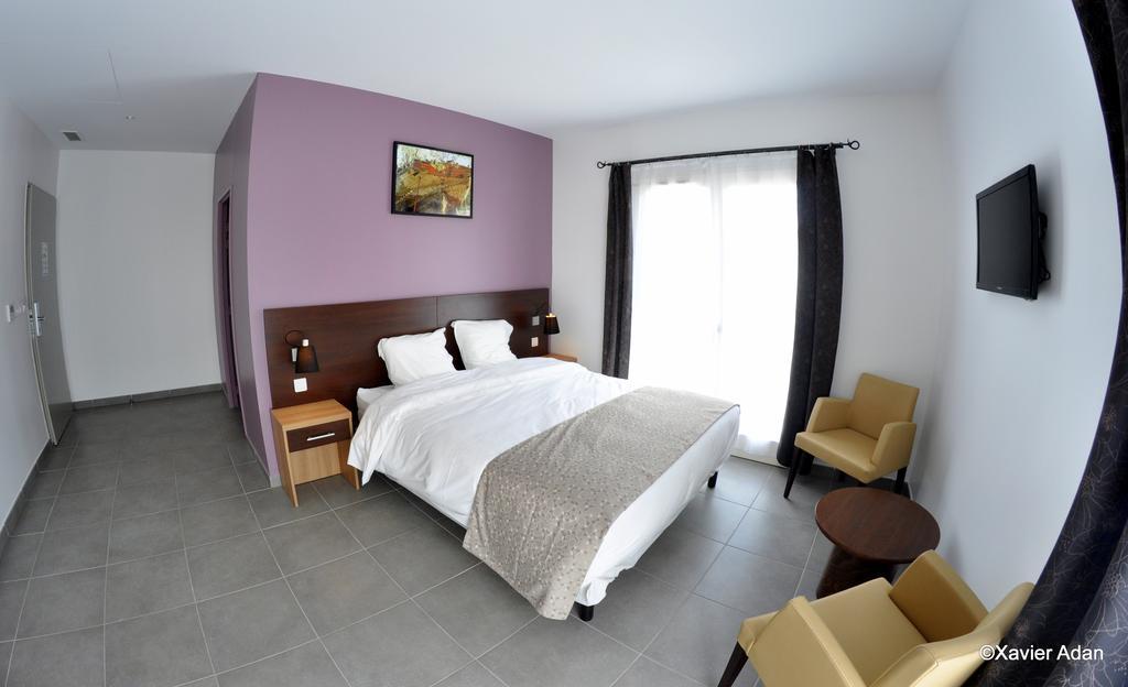 Douce France Hotell Cuxac-dʼAude Exteriör bild